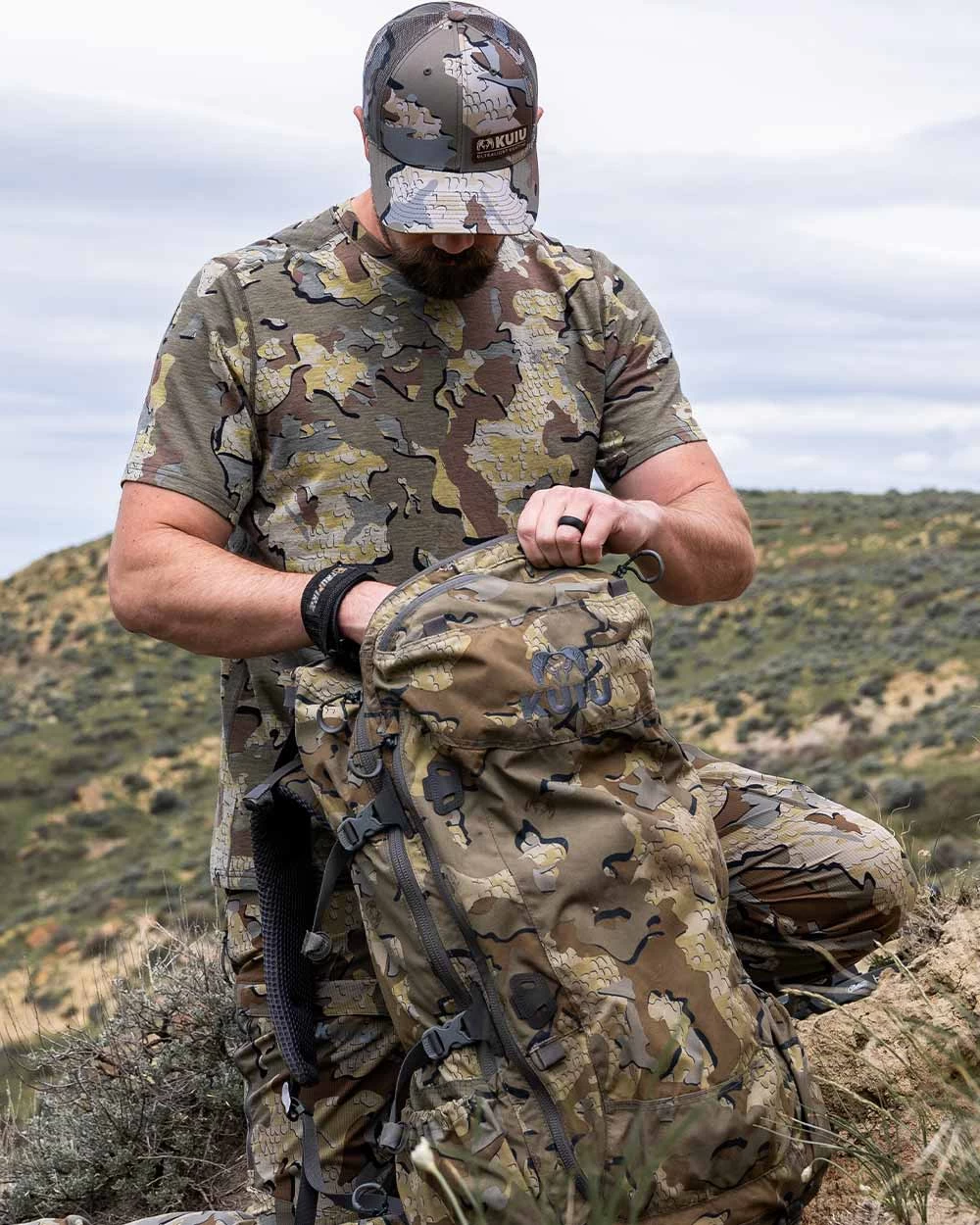 Kuiu ULTRA Merino 120 LT SS Crew-T | Vias - Image 4