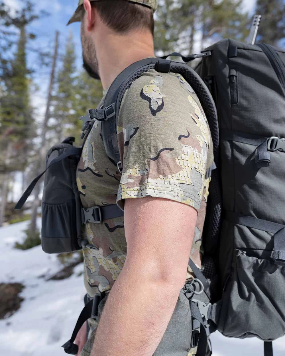 Kuiu ULTRA Merino 120 LT SS Crew-T | Vias - Image 6