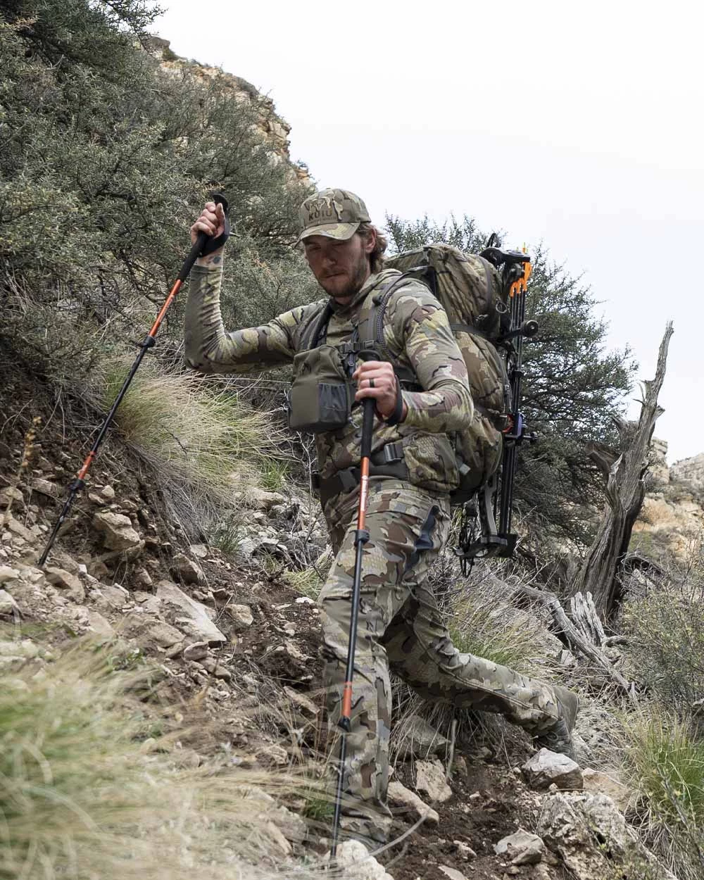 Kuiu ULTRA Merino 120 LT LS Hoodie | Stone - Image 8