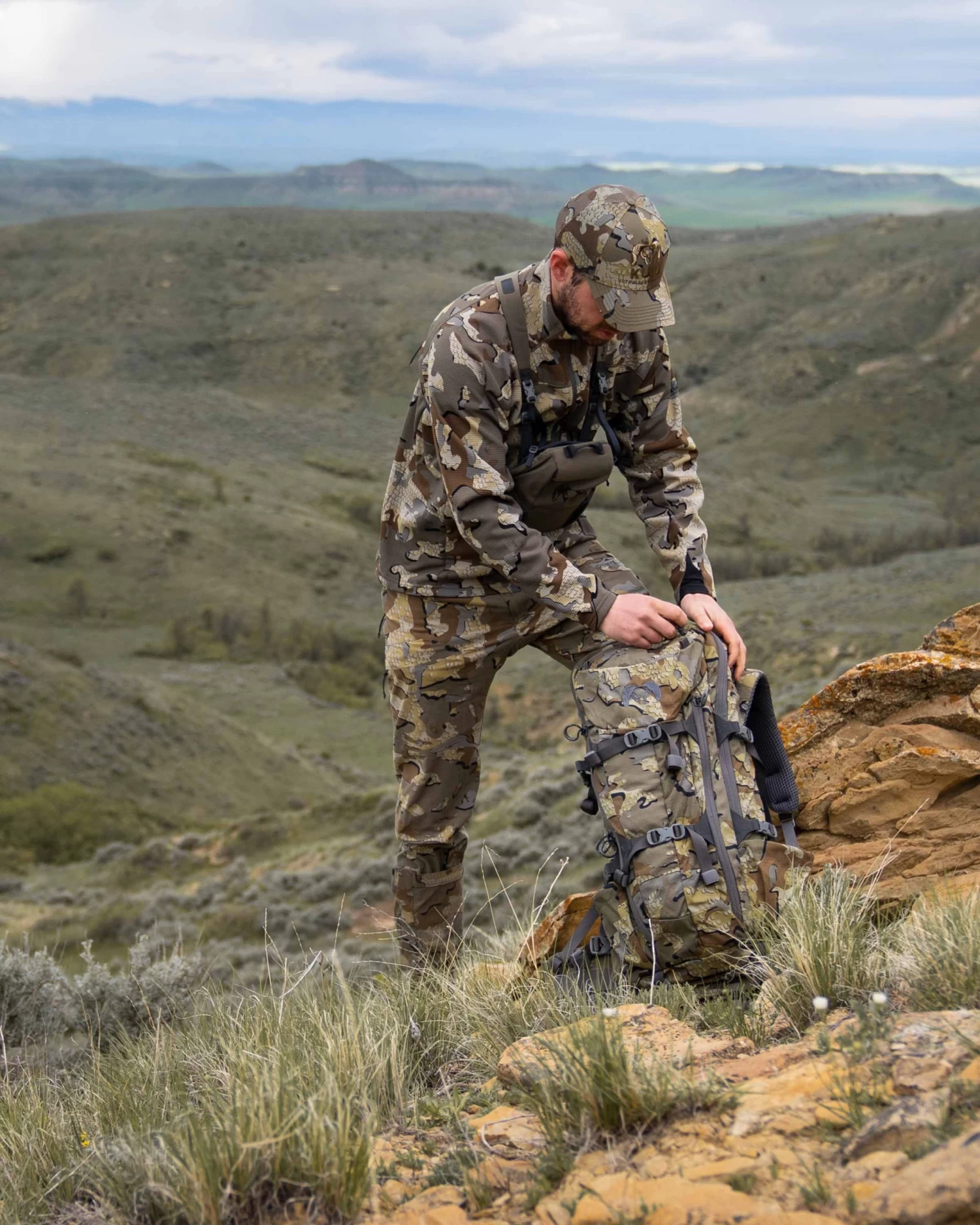 Kuiu Peloton 240 Full Zip | Vias - Image 4