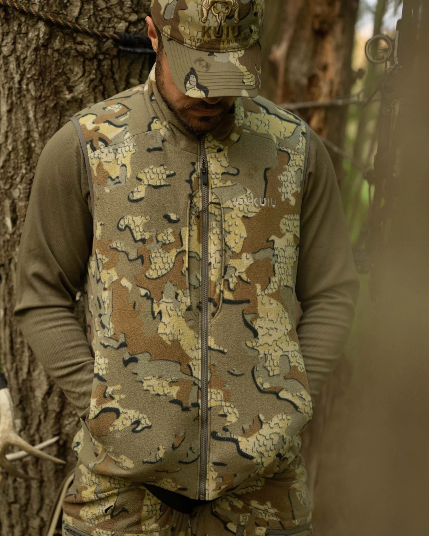 KUIU Proximity Insulated Vest | Verde - Image 7