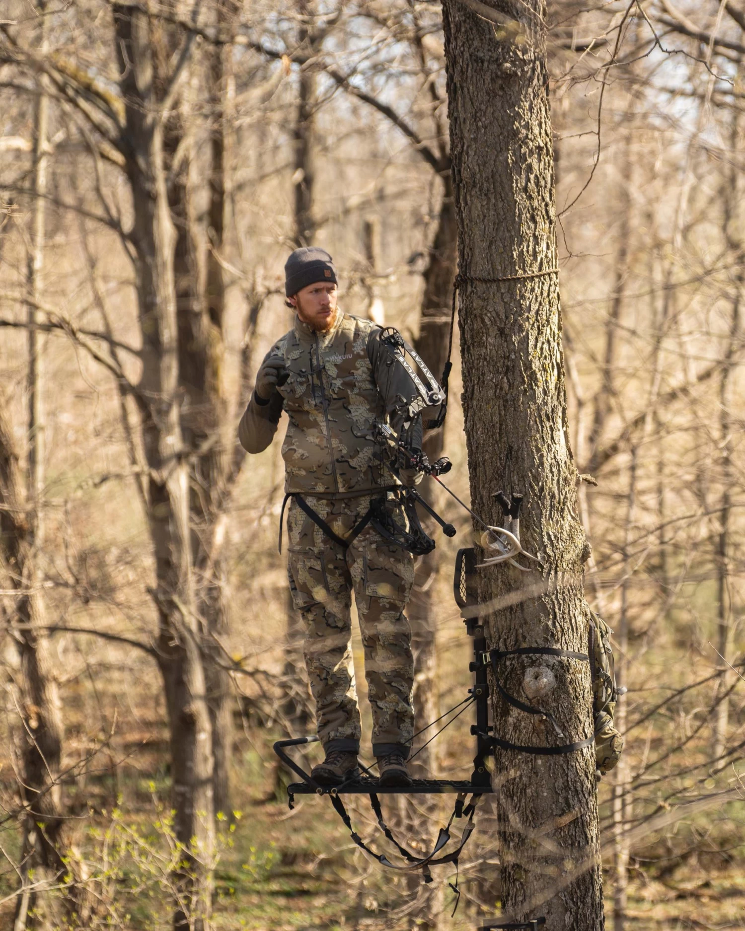 KUIU Proximity Insulated Vest | Verde - Image 8