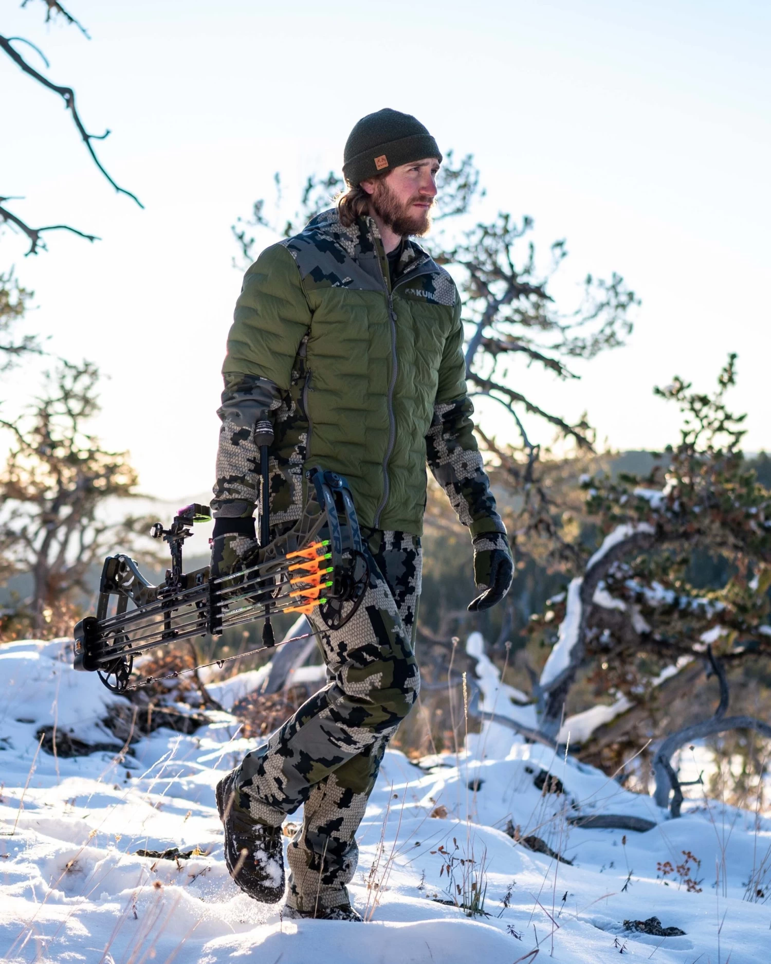 Kuiu Axis Thermal Hybrid Hooded Jacket | Gunmetal - Image 4