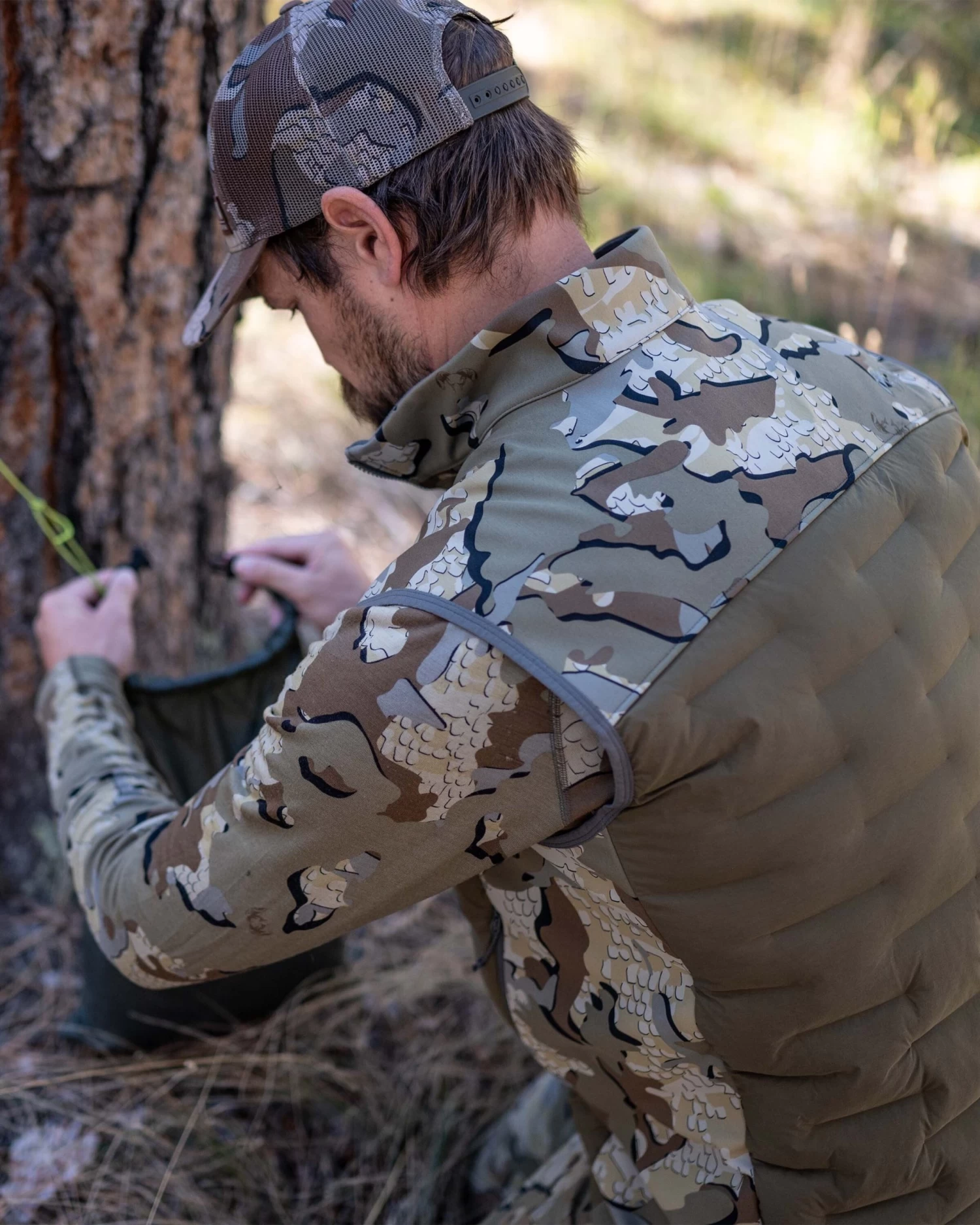 Kuiu Axis Thermal Hybrid Vest | Vias - Image 4