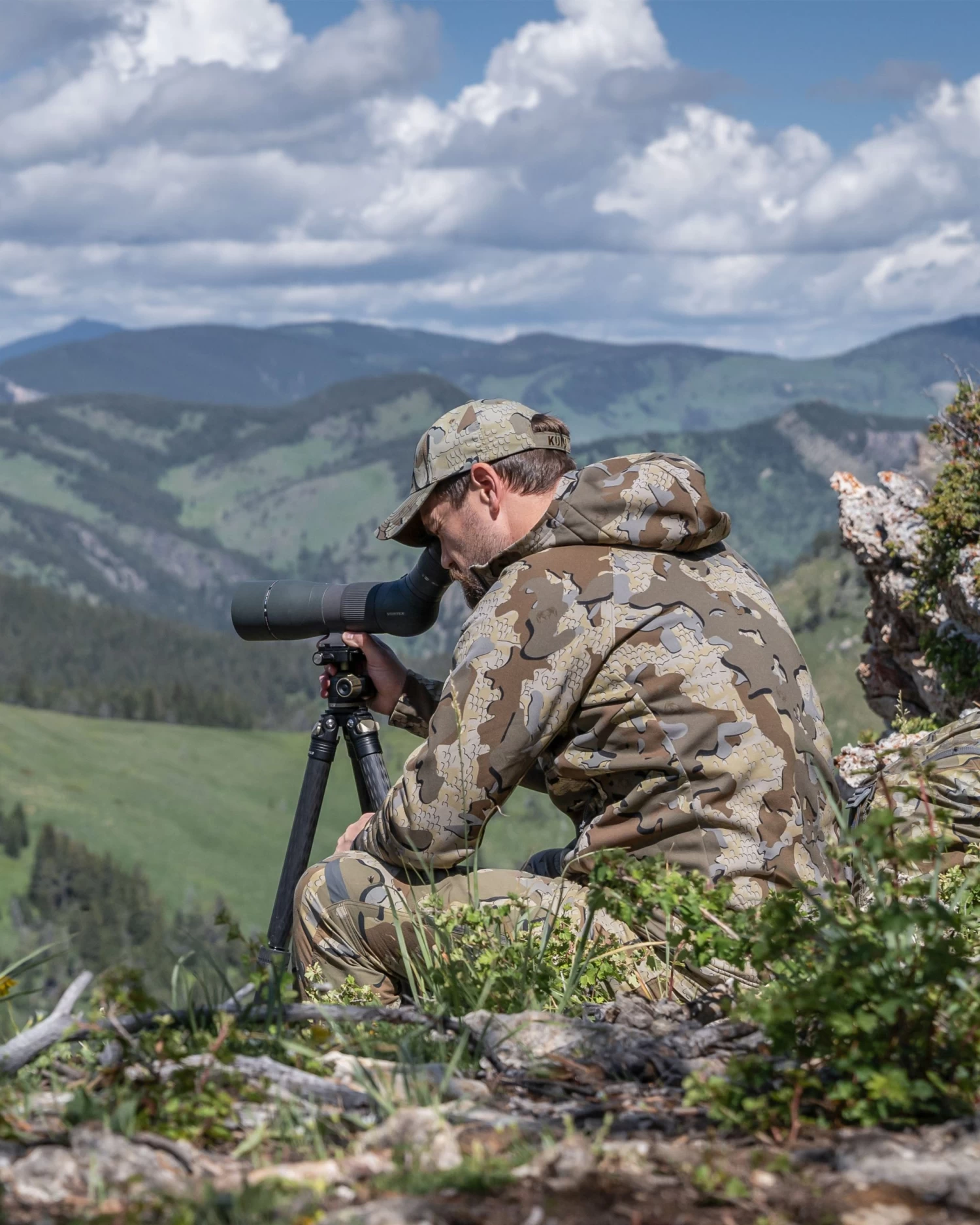 Kuiu StrongFleece 275 Full Zip Hoodie | Verde - Image 4