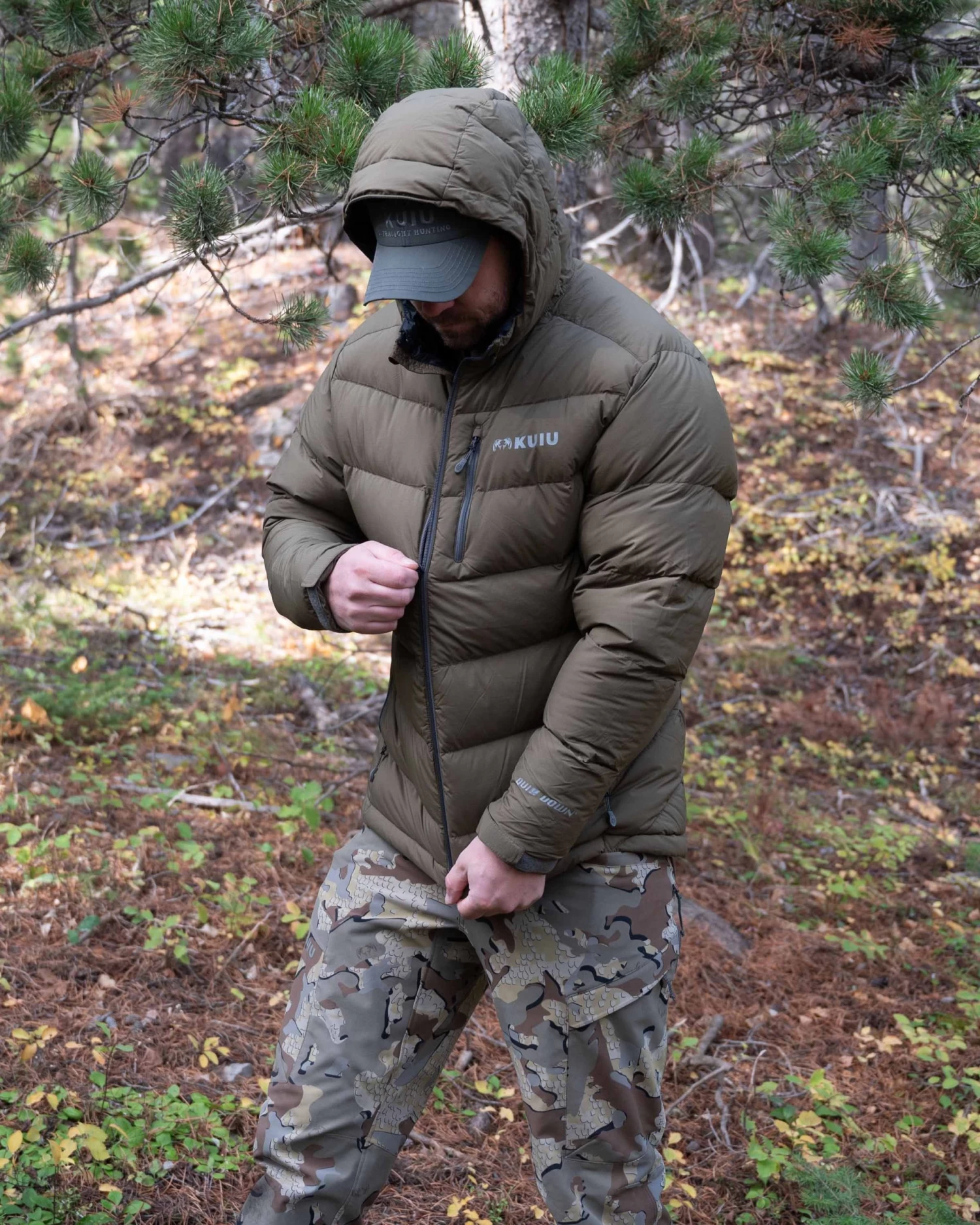 Kuiu Super Down PRO Hooded Jacket | Valo - Image 4