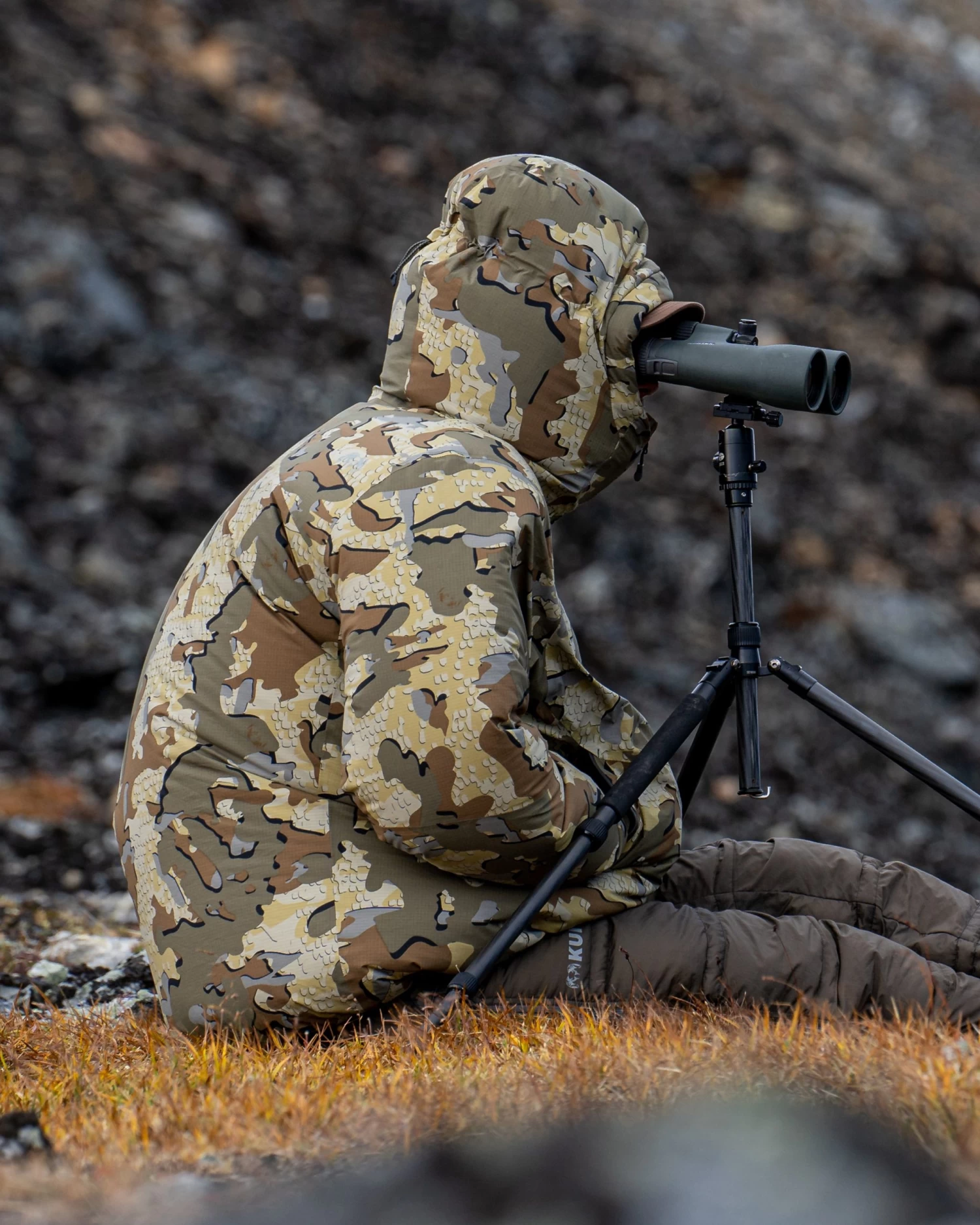 Kuiu Super Down Burner Parka | Valo - Image 12