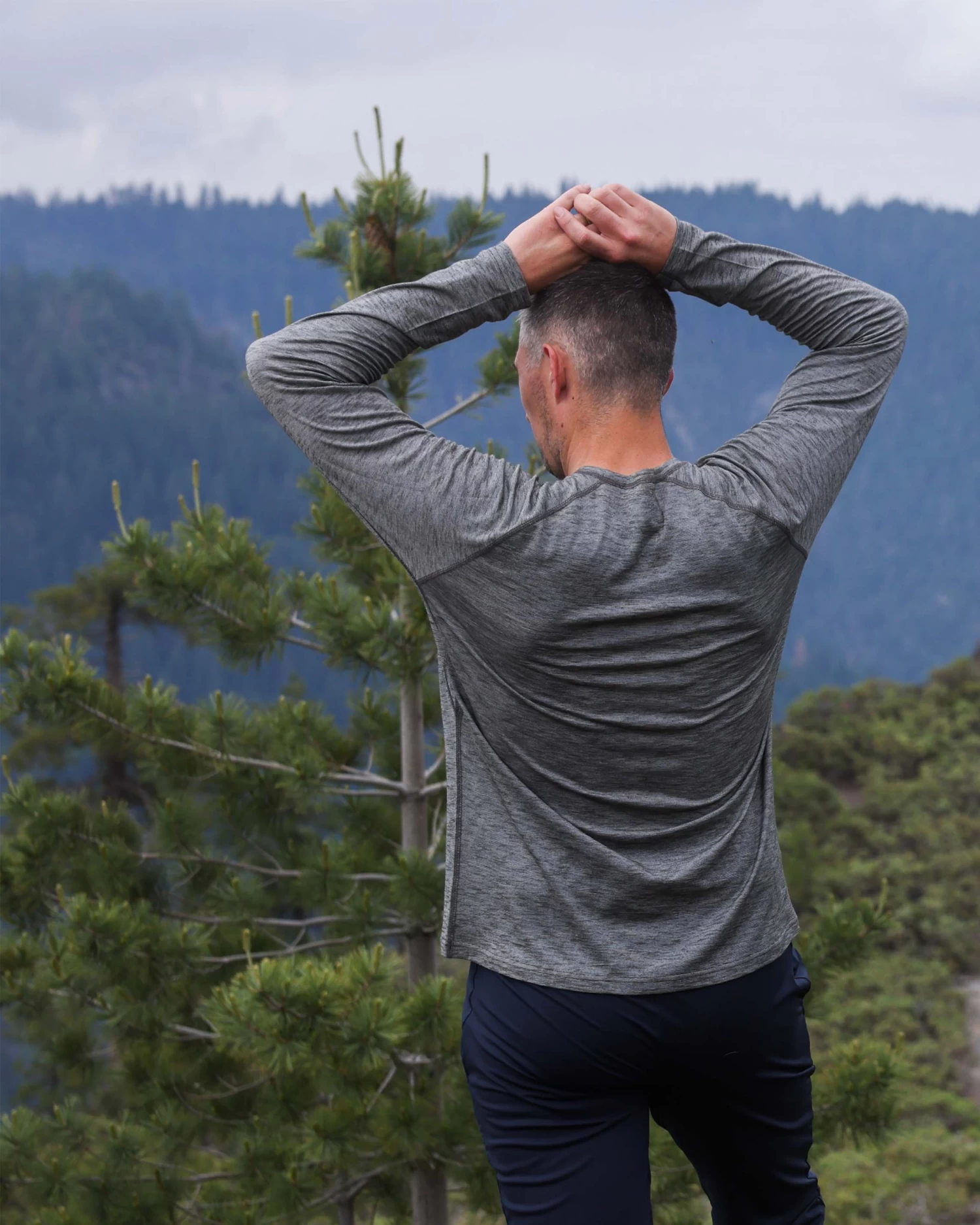 Kuiu Active Merino 105 LS Crew-T | Bone - Image 4