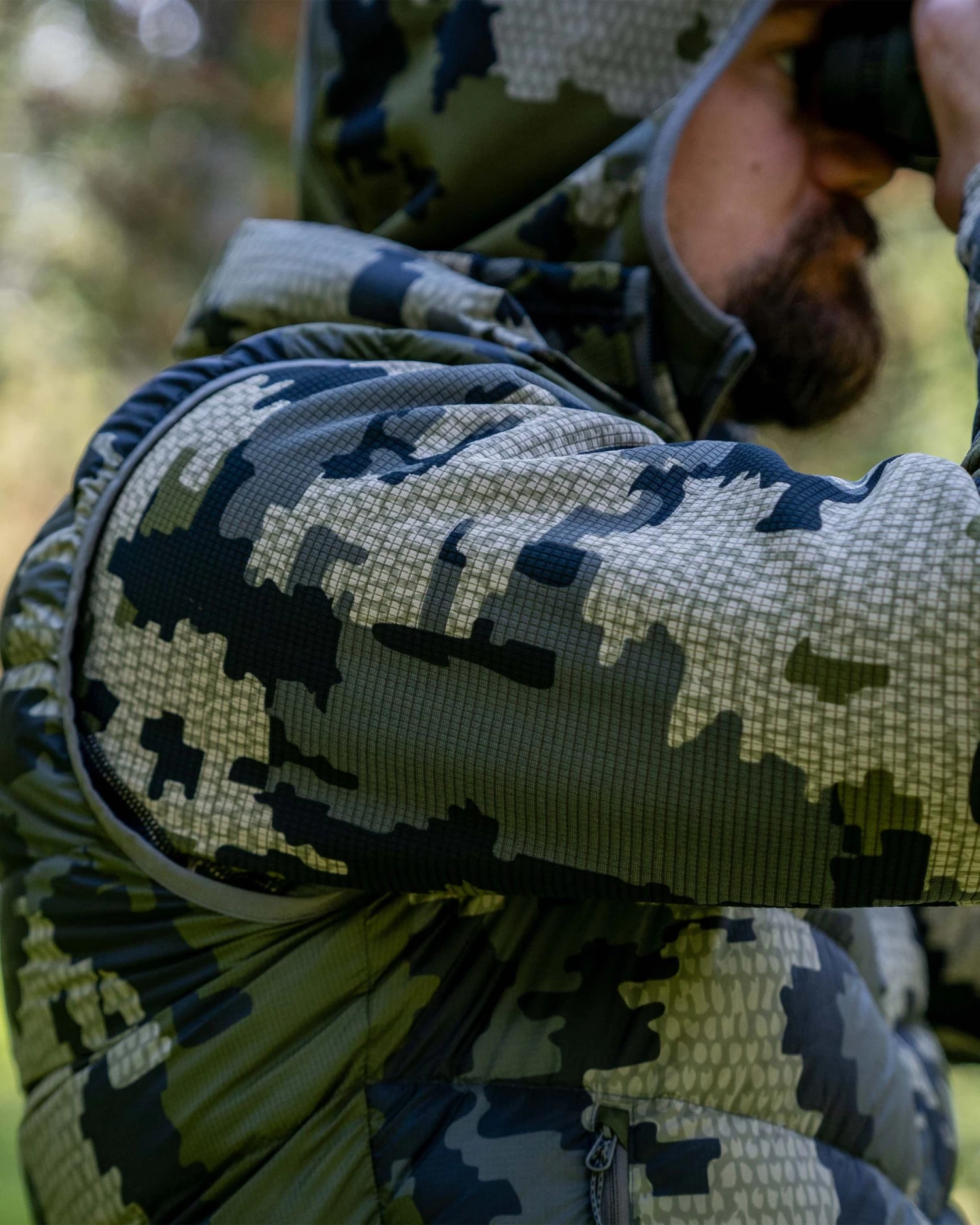 Kuiu Super Down LT Vest | Vias - Image 4