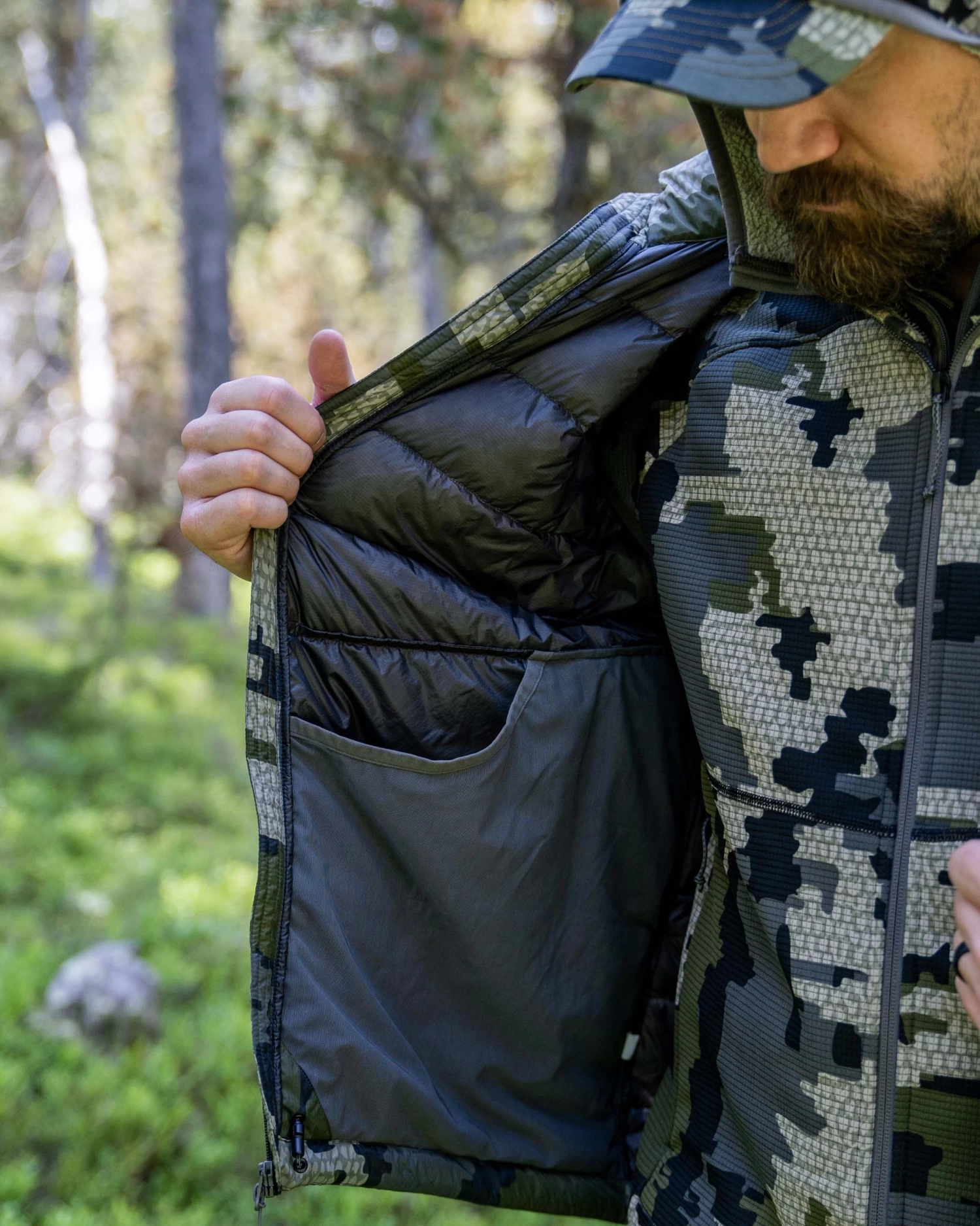 Kuiu Super Down LT Vest | Vias - Image 5