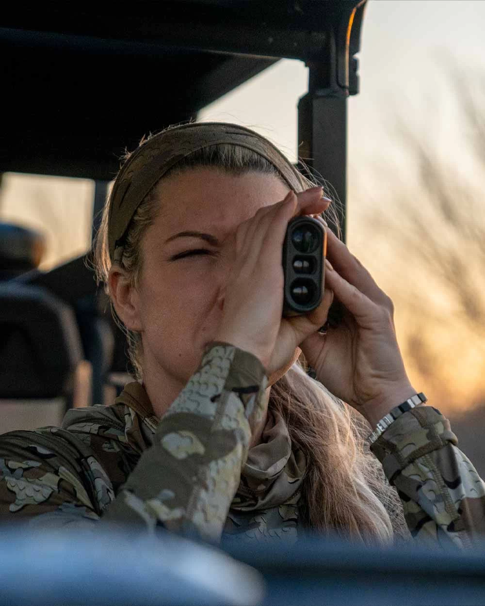 Kuiu Women's Gila LS Hoodie | Stone - Image 9